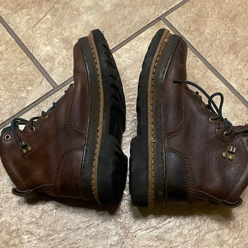 Georgia Boot Youth Size 2M Dark Brown Leather Lace Up Boots Hiking Gorpcore Fall